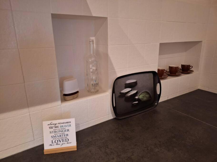 Self Contained Apartamento